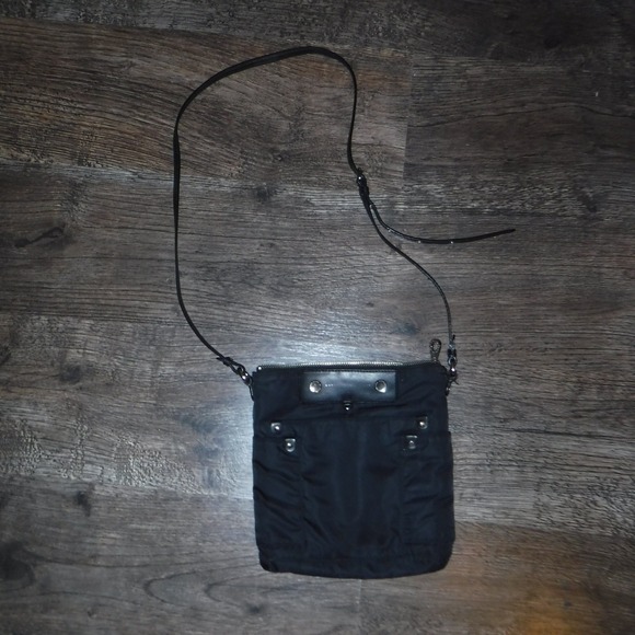Marc By Marc Jacobs Black Nylon Crossbody Bag Purse Silver Hardware‎ - Picture 1 of 11